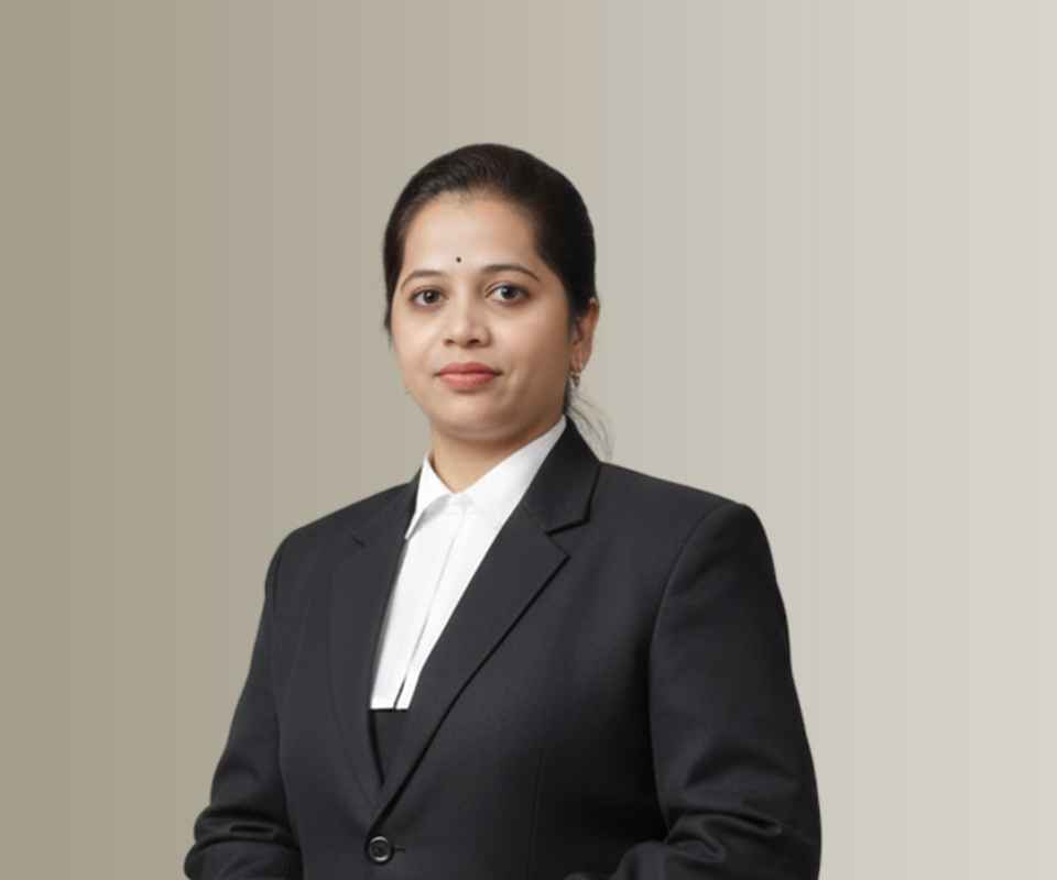 Advocate Advocate And Notary Ukirde Bhagyashri Raosaheb
