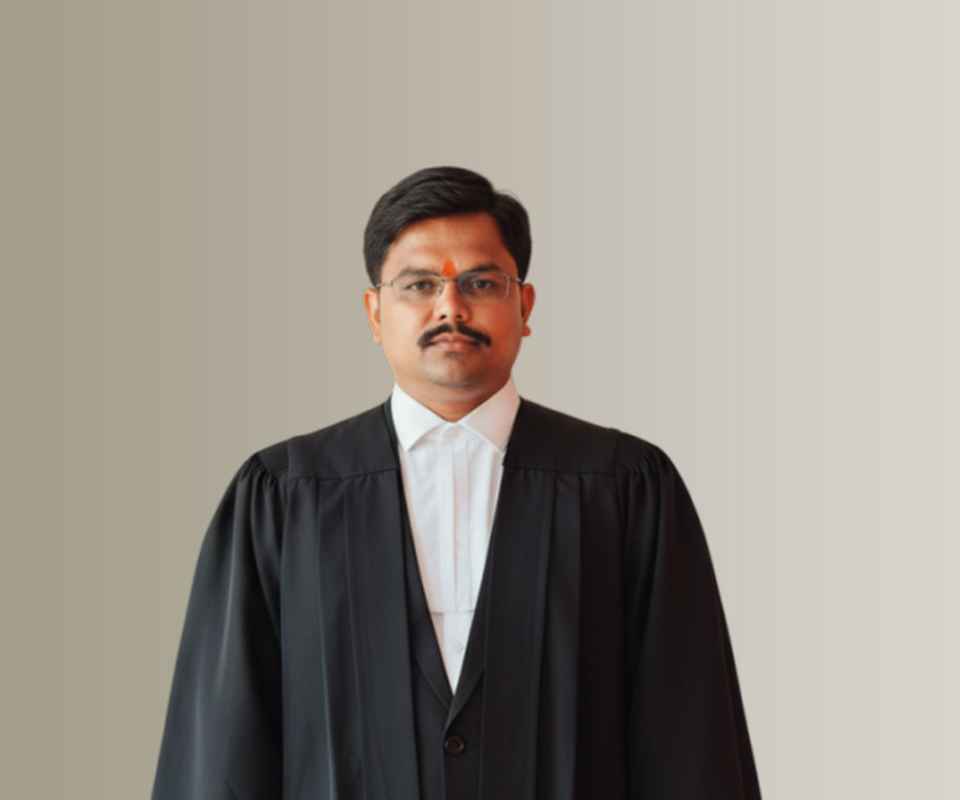 Advocate Naveen Pandey 