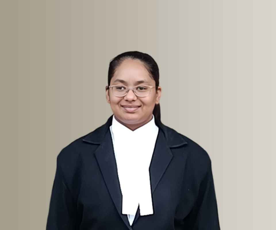 Advocate Garima Aggarwal