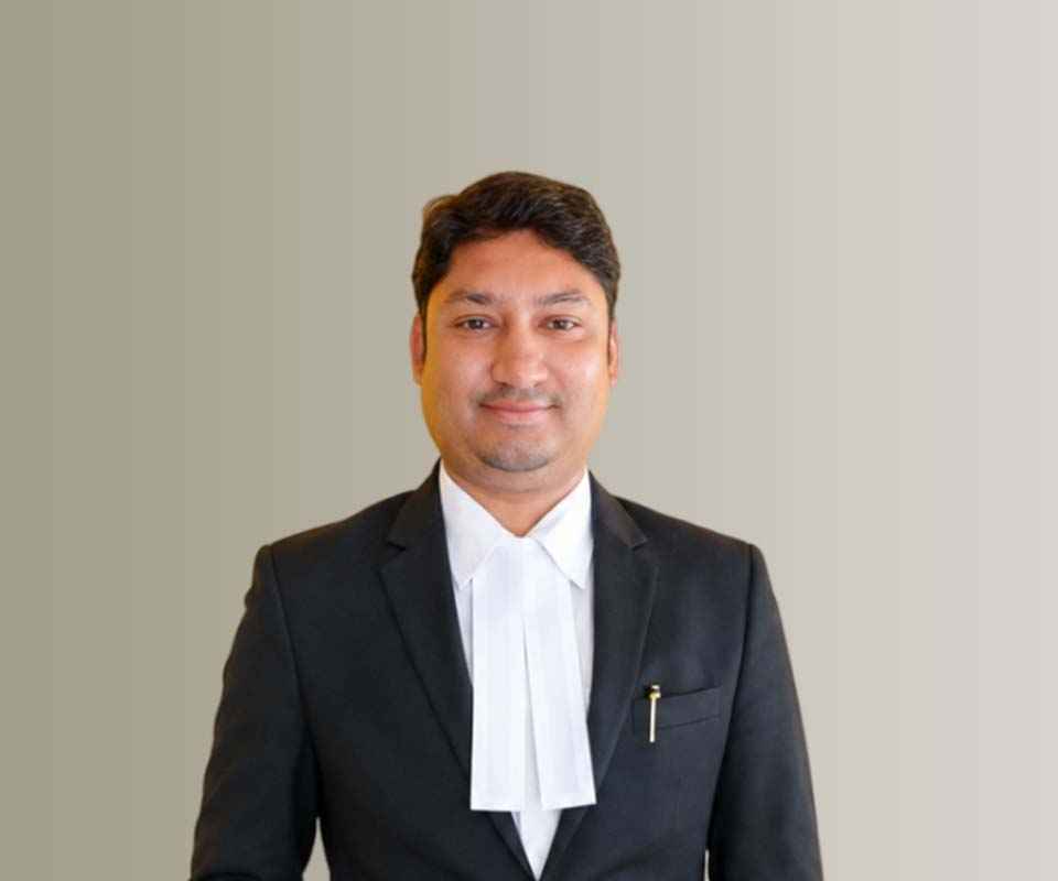 Advocate Hemantmumar R  Soni
