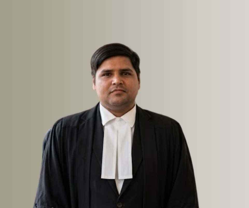 Advocate Adv Daksh Shukla