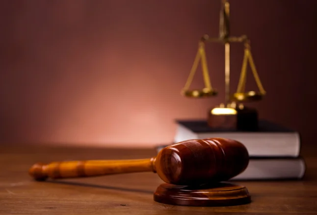 Cross Cases Shall Be Tried By The Same Court To Deter Conflicting Judgements On Similar Set Of Facts: Kerala High Court
