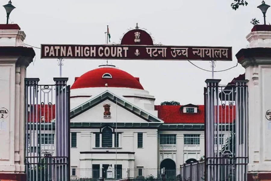 Expunges DM’s Remark Against Scholar Alleging ‘Mentality to Harass SC/ST Persons’, Warns Against Personal Comments: Patna High Court