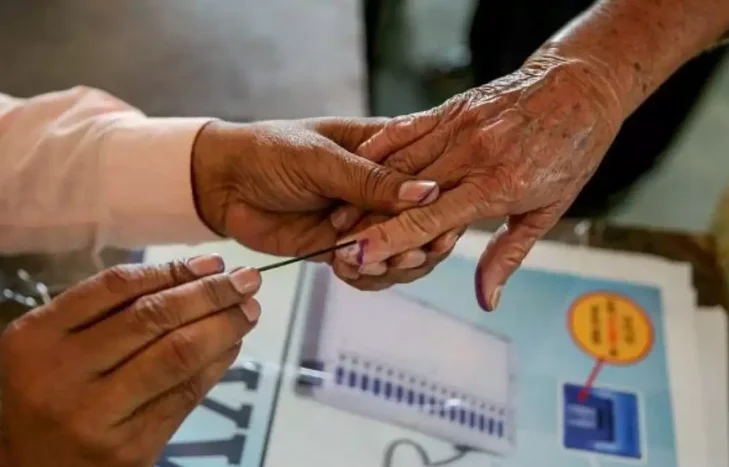 Each Citizen Casts Only One Vote, Double Entry Voters Not Allowed To Cast Vote In More Than One Place: Kerala High Court