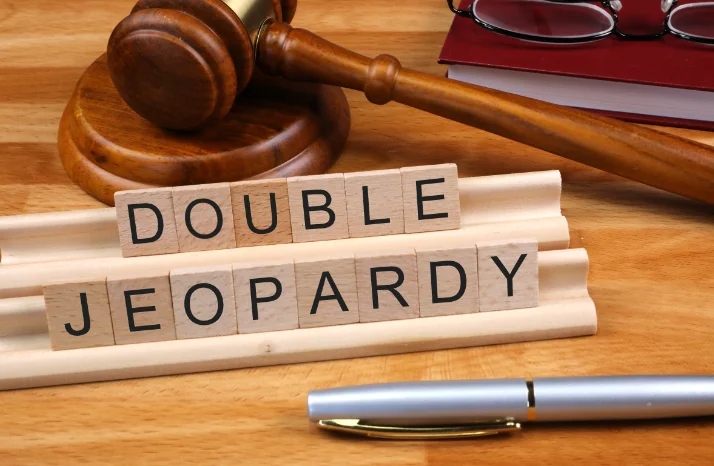 Imposing Multiple Punishments Cumulatively On Workman For One Single Act Violates Principle Of Double Jeopardy: Punjab And Haryana High Court