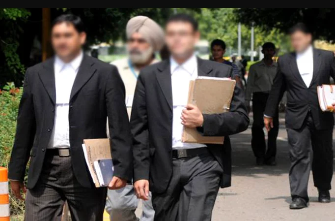 Services Rendered By Advocates Come Under Contract Of Personal Service: Supreme Court