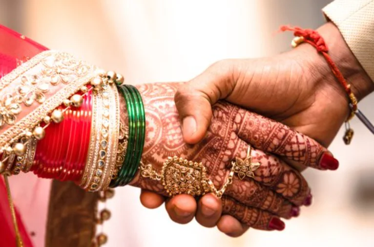 Supreme Court Quashes Conviction For Stalking Due To Marriage Between Convict and Complainant
