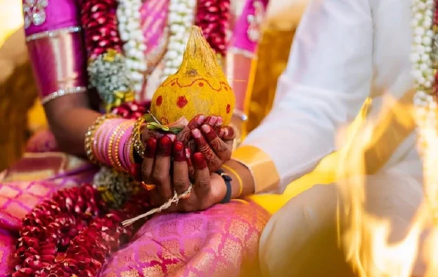 Hindu Marriage Act, Substantially 'Hinduised' Tribes Cannot Be Relegated To Customary Courts For Attaining Divorce Decree: Telangana High Court