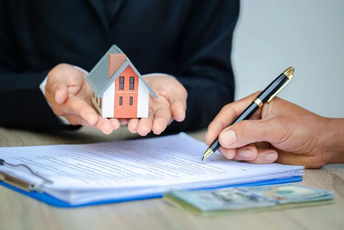 Only Co-Owners Can Claim Benefit Of Section 44 Of Transfer Of Property Act: Kerala High Court