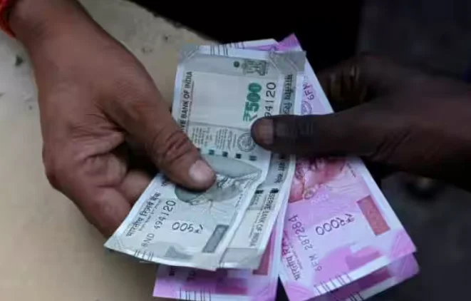 Husband Who Has Deserted Wife And Child Is Bound To Pay Maintenance Irrespective Of Financial Status: Karnataka High Court