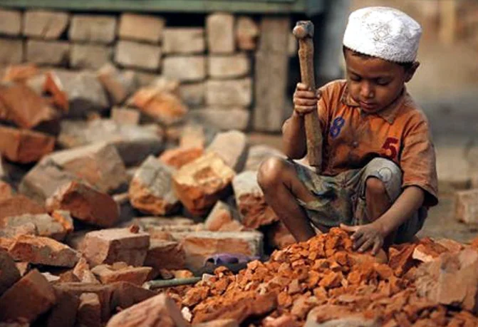 Mere Employment Of Child For Less Salary, More Hours Not Sufficient For Offence Of 'Child Kept In Bondage': Telangana High Court