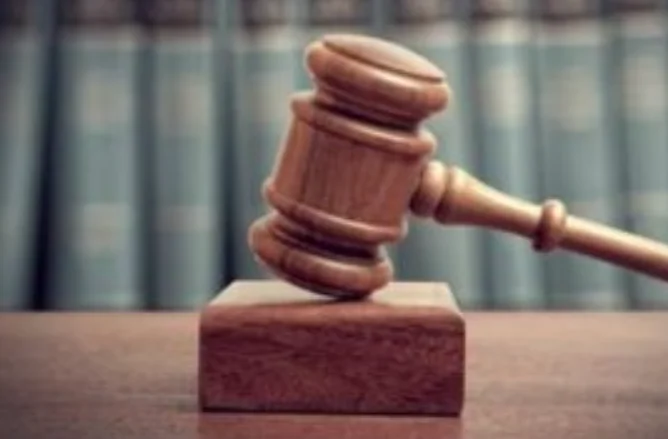 Withholding Of Salary And Emoluments Does Not Fall Within The Ambit Of Offence Of Cheating: Bombay High Court