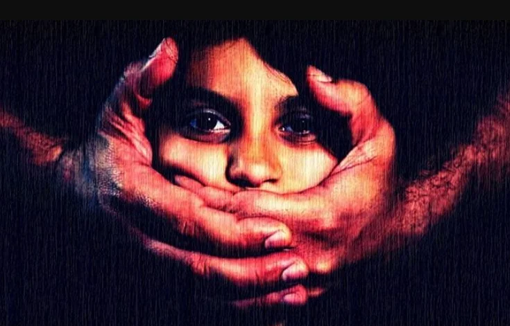 Not Disclosing Right To Terminate Pregnancy' Infracts Victim's 'Right To Live With Dignity: Madhya Pradesh High Court Slams Police, Doctor In Minor's Rape Case