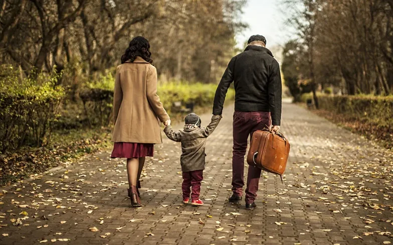 Women’s marital status irrelevant while giving up her child in adoption: Madras High Court