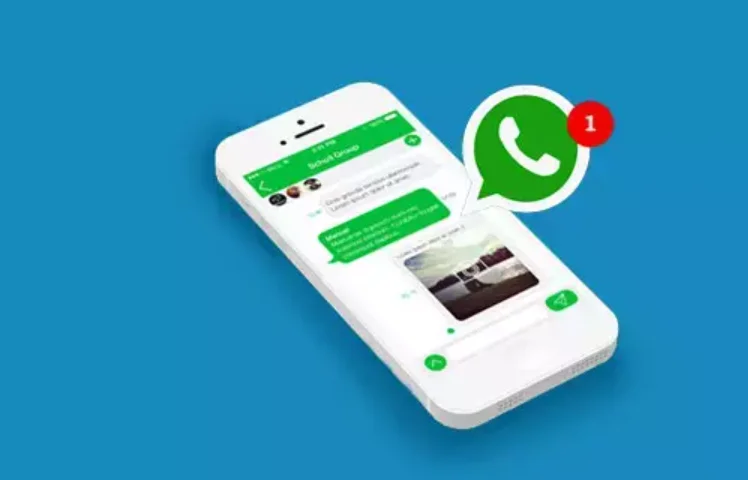 WhatsApp Conversations Can't Be Read As Evidence Without Mandatory Certificate Under Evidence Act: Delhi High Court
