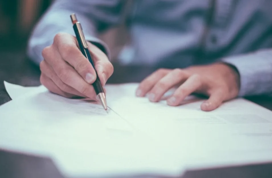 Court Declines Law Students' Plea Challenging Debarment From Writing Ninth-Semester Exams Due To Attendance Shortage: Karnataka High Court