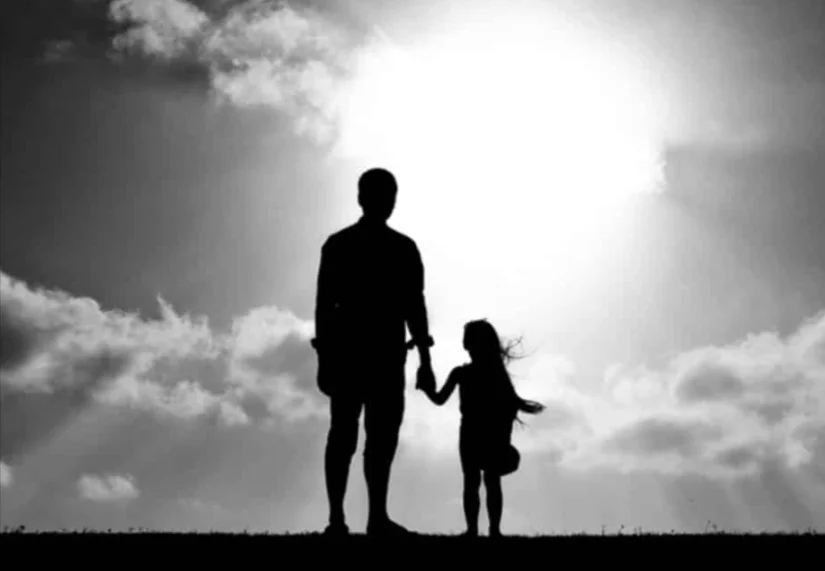 Minor Staying With Father Cannot Be Termed Illegal Confinement, Not Proper To Assume Only Mother Is Important For Child: Jammu And Kashmir High Court