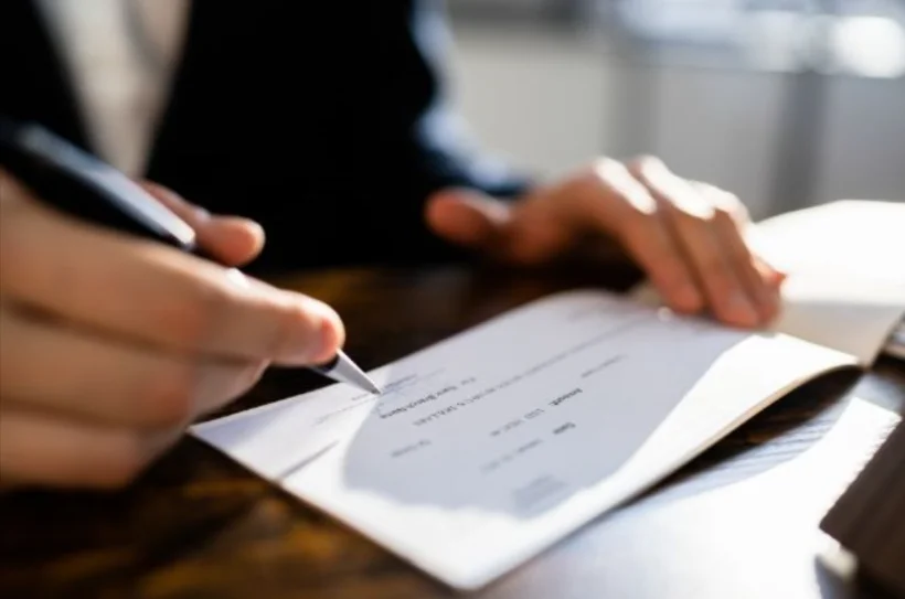 Trial Court Must Assign Special Reasons For Imposing Double The Cheque Amount As Fine In Cheque Dishonour Cases: Karnataka High Court
