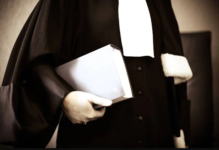 Court Quashes Abetment Of Suicide FIR Against Lawyer Engaged By Wife To Pursue Matrimonial Case Against Husband: Gujarat High Court