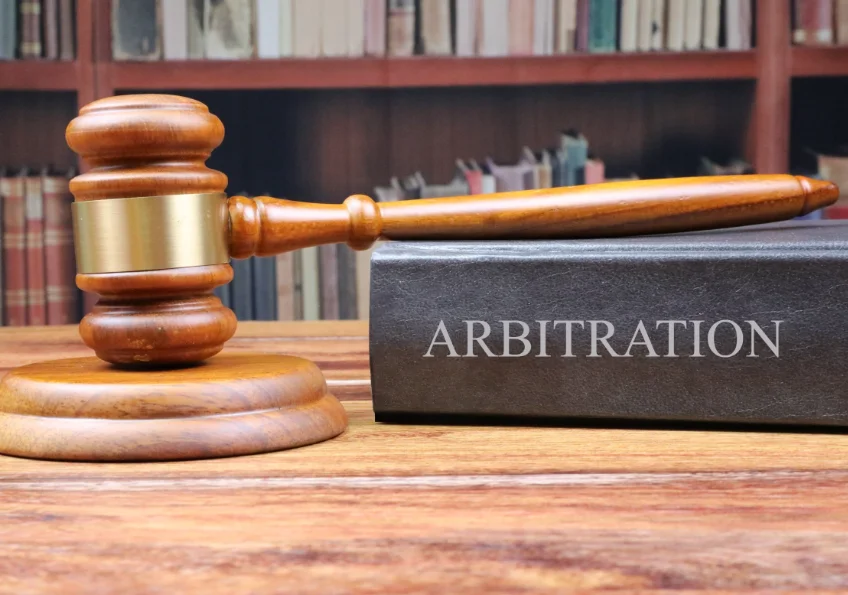 Which court has jurisdiction to extend deadline to complete arbitration? Bombay High Court Answers