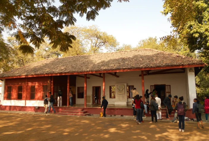 No More Sick Notes, Case Not Argued For Months: Gujarat High Court Orders Arguments In PIL For Preservation Of Gandhi Ashram