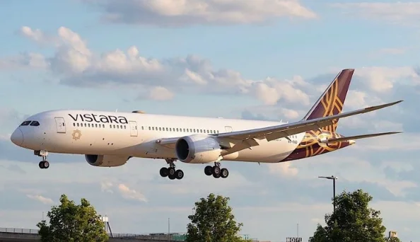 Court Issues Summons To Vistara Airline In Suit For ₹2.7 Cr Damages Over Spillage Of Hot Beverage On Minor: Delhi High Court