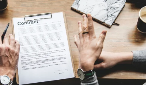 Contract Wages Cannot Be Reduced Arbitrarily On Delegation Of Work: Madhya Pradesh High Court