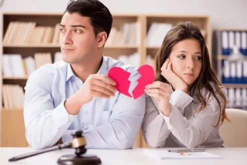 Court Grants Divorce: Wife's Constant Taunts on Husband's Finances Deemed Grounds for Cruelty: Delhi High Court