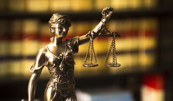 Court Issues Notice On Plea Challenging BCI's Decision Permitting Entry Of Foreign Law Firms In India: Delhi High Court