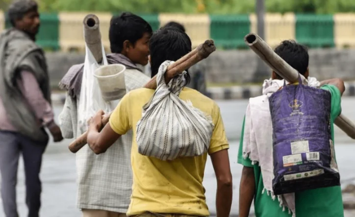 Poor Labourers Struggle for Justice, Delhi High Court Laments Sorry State of Affairs in Constitutional Courts