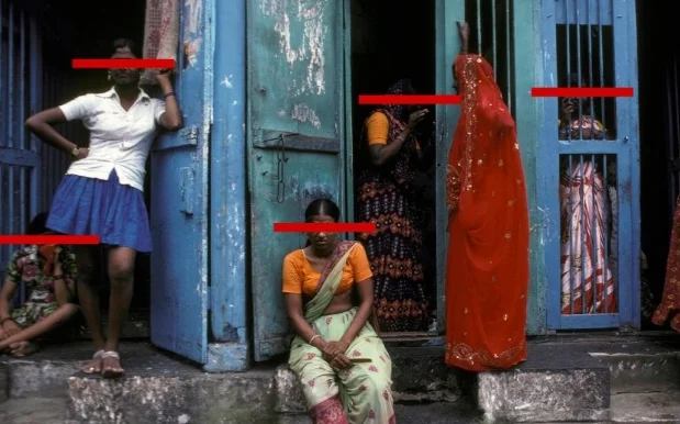 A Brothel 'Customer' Doesn't Procure Woman For Commercial Purposes; Court Quashes Proceedings Under Immoral Traffic (Prevention) Act: Allahabad High Court