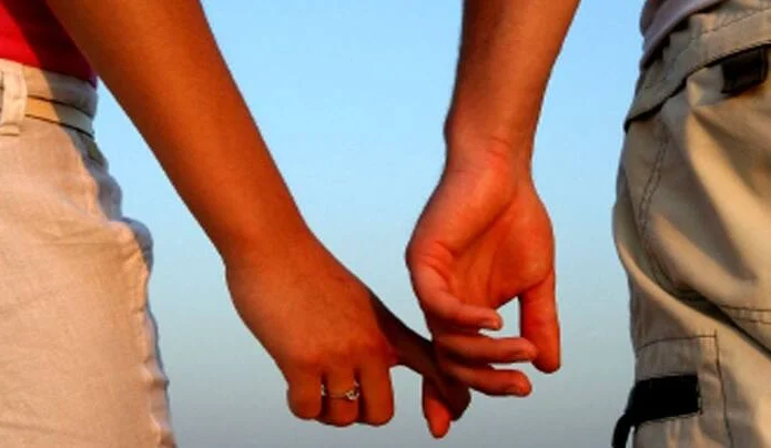 Court Rejects Protection Plea for Married Woman in Live-In Relationship, Imposes ₹2K Cost: Allahabad High Court