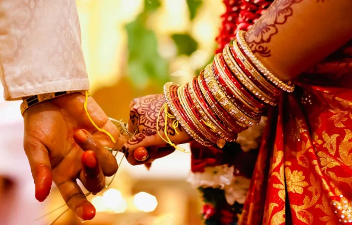 Quashes 'Attempt to Murder' Charge; Husband-Wife Settlement Resolves Dispute, No Serious Allegation To Attract Offence: Telangana High Court
