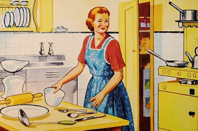 Homemaker's Role Recognized: Karnataka High Court Boosts Maintenance, Declares Motherhood a Full-Time Job