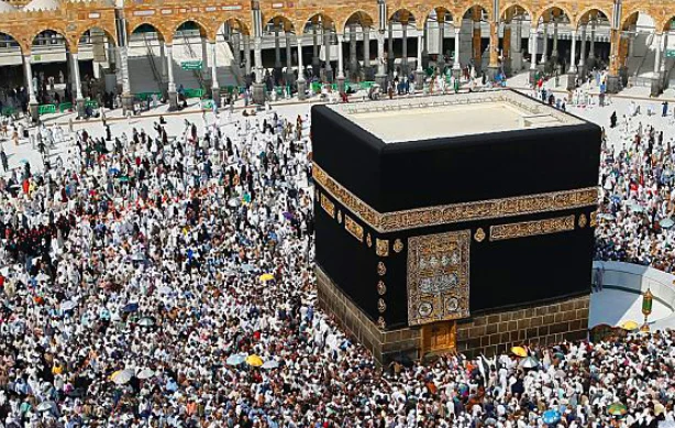 Delhi High Court allows 73-year-old NDPS convict to travel to Mecca for Hajj