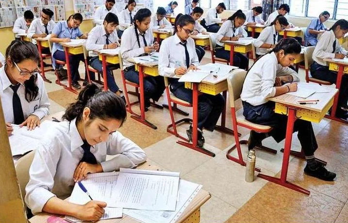 Don't Commence Vacation Classes Without Court Permission: Kerala High Court To Unaided Minority School