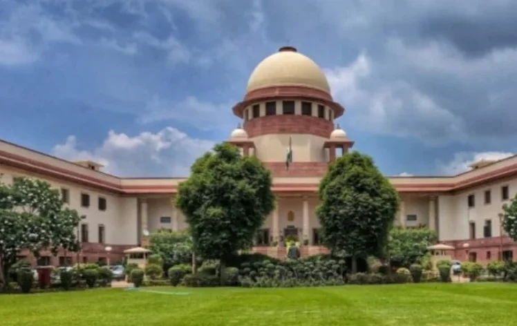 Supreme Court Imposes Rs 5 Lakh Fine On Himachal Pradesh Housing For Securing Contract For Pvt Company By Deceiving High Court